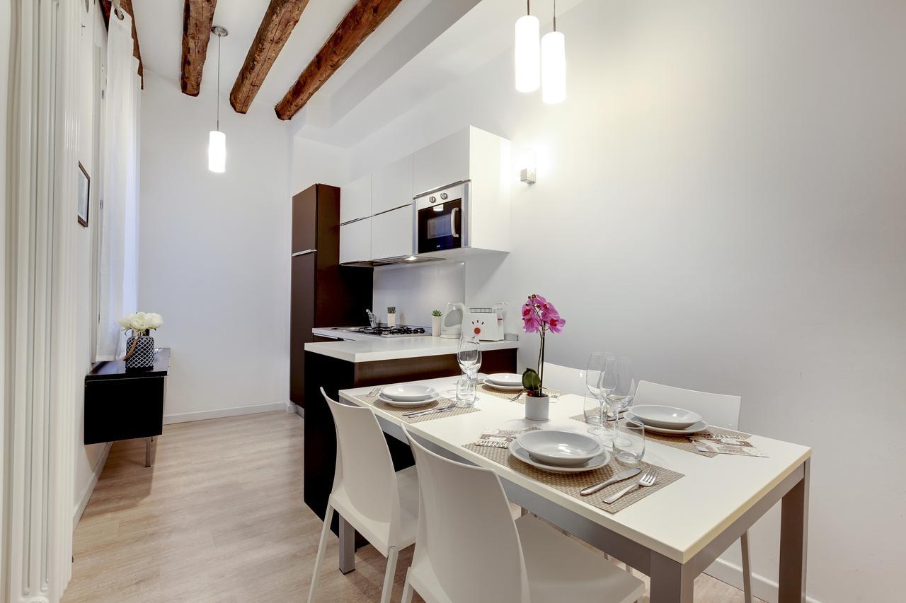 Botteri Palace Apartments By Wonderful Italy Venice Exterior photo