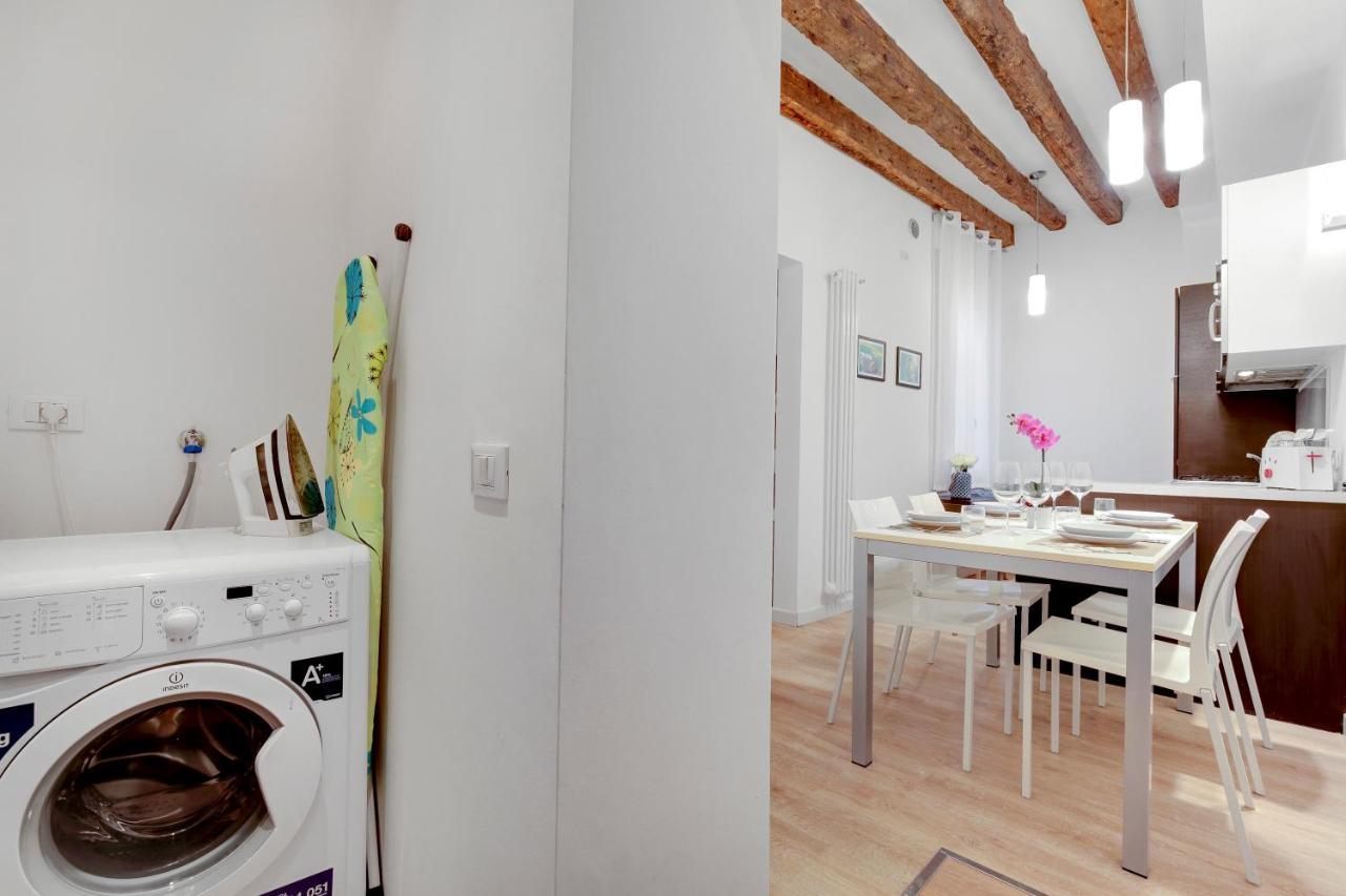Botteri Palace Apartments By Wonderful Italy Venice Exterior photo